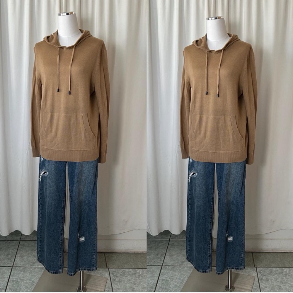 The commons Wool Tan hooded sweater with pockets small. - Picture 3 of 8